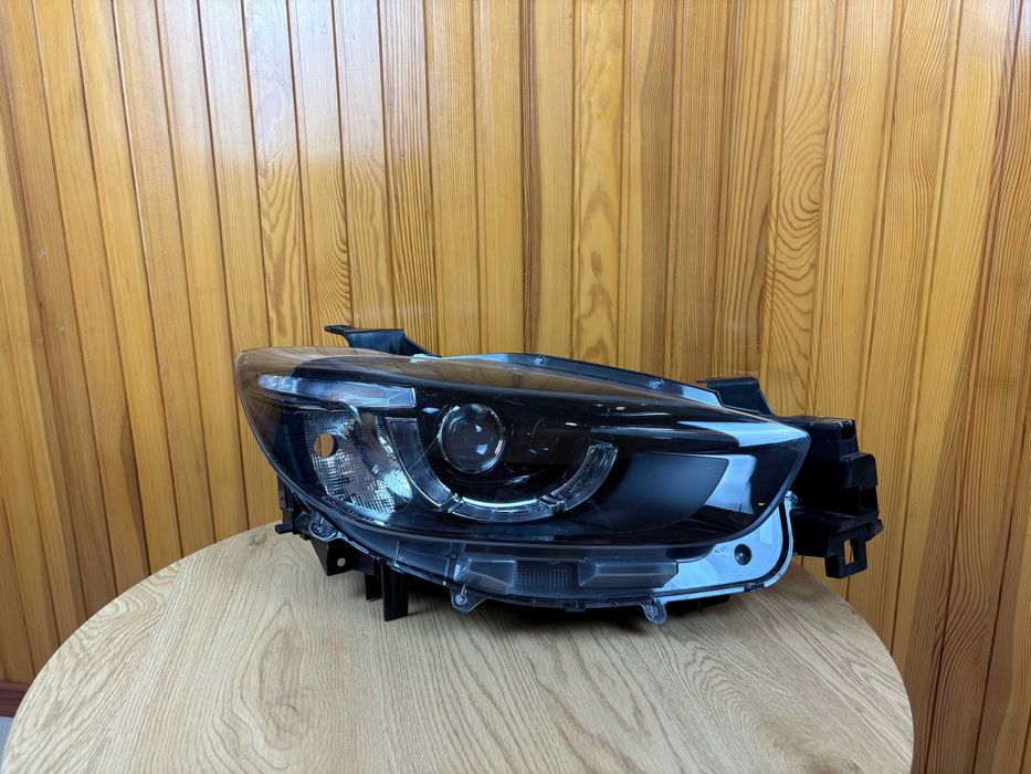 Фара права Mazda CX-5 ka1l51030c