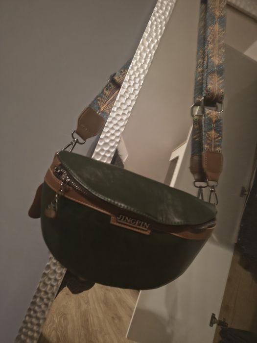 Torebka listonoszka na pasku