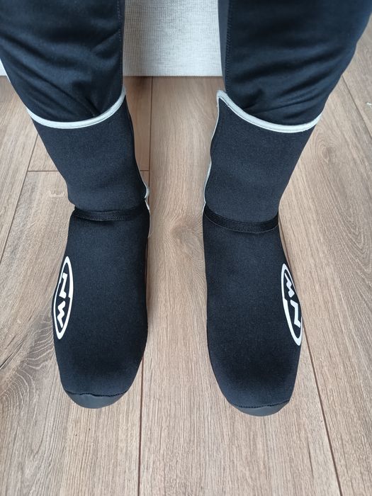 Ocieplacze nakładki na buty Northwave 41-43 roz. M neopren