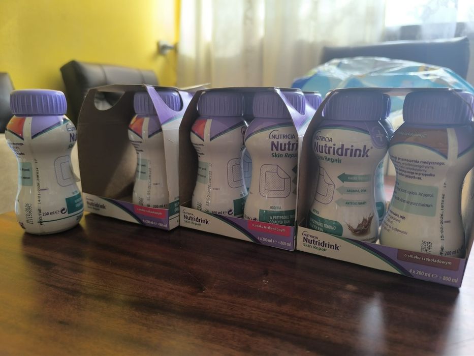 Nutridrink skin repair truskawkowy i czekoladowy smak