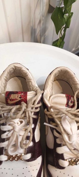 Nike dunk low lx - year of the snake buty 37,5
