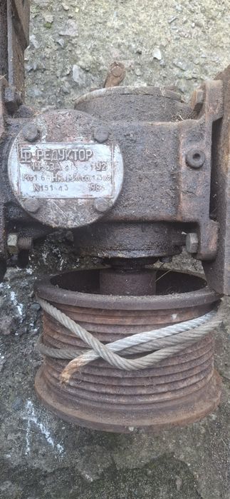 Лебедка червячная ручная