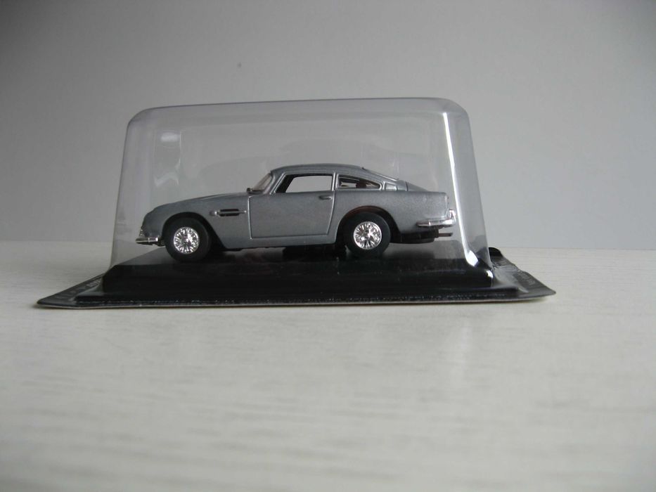 Solido Série 100 1/43 - Aston Martin DB4 N°111, Collection France