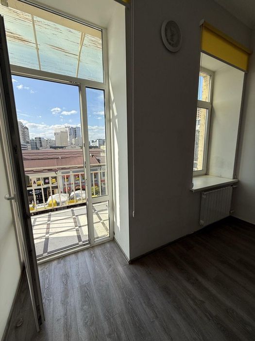 Продам 4 кімн. квартиру Антоновича м. Олімпійська, Голосіівський OM