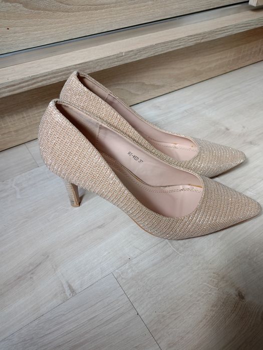 Sprzedam buty damskie