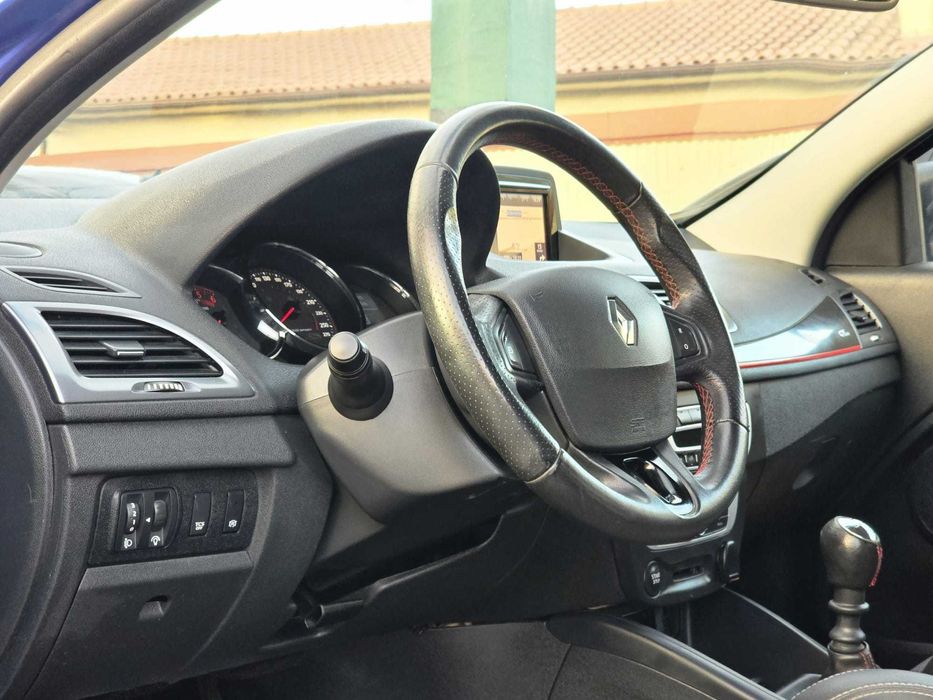 RENAULT MÉGANE COUPÉ GT LINE 1.5DCI 110Cv