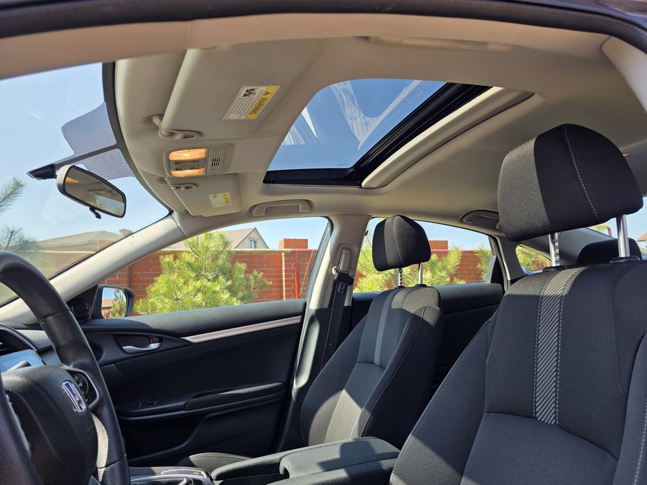 Продам хонда сивик 2017г.