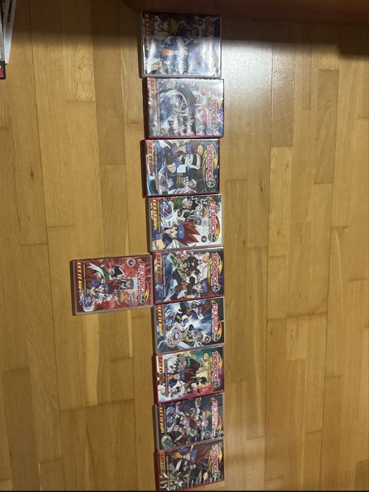 Coleção Beyblade Metal Fusion + Metal Masters – 10 DVDs