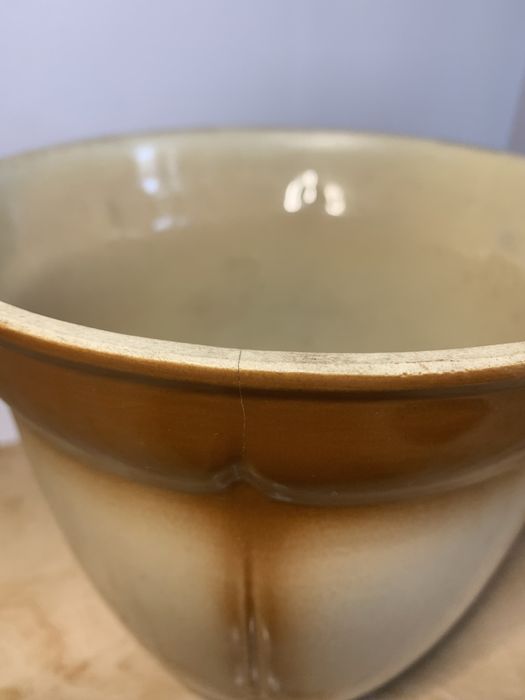 Керамічний горщик для квітів