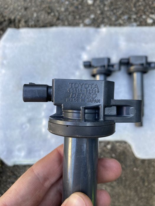 Продам катушки Тайота Оригинал 90919-02265