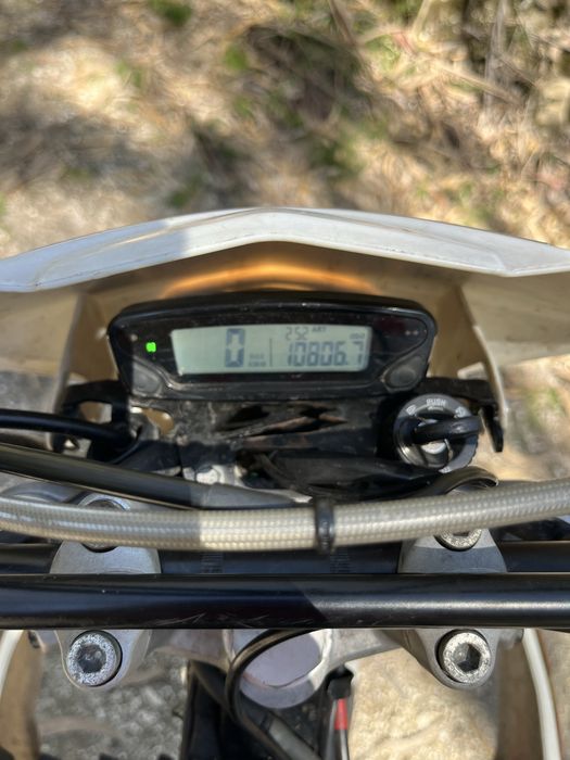 Beta RR 125 Enduro 4T 2014 – Matriculada (Carta A1)
