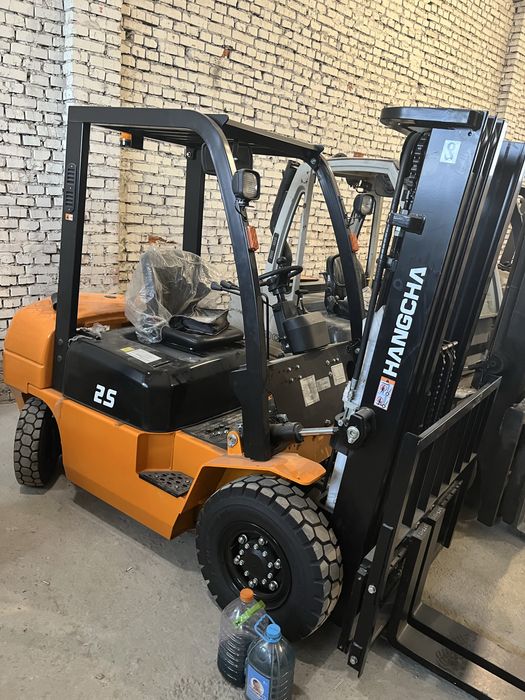 Вилочний Погрузчик Навантажувач дизель електро газ Hangcha