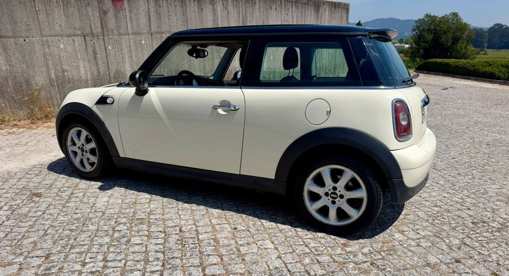 Mini Cooper D 1.6533468686069288964