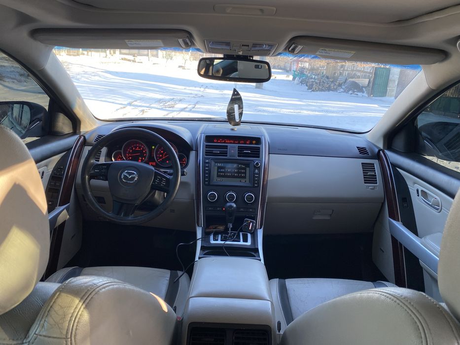 Продам Mazda CX-9 в хорошем состоянии