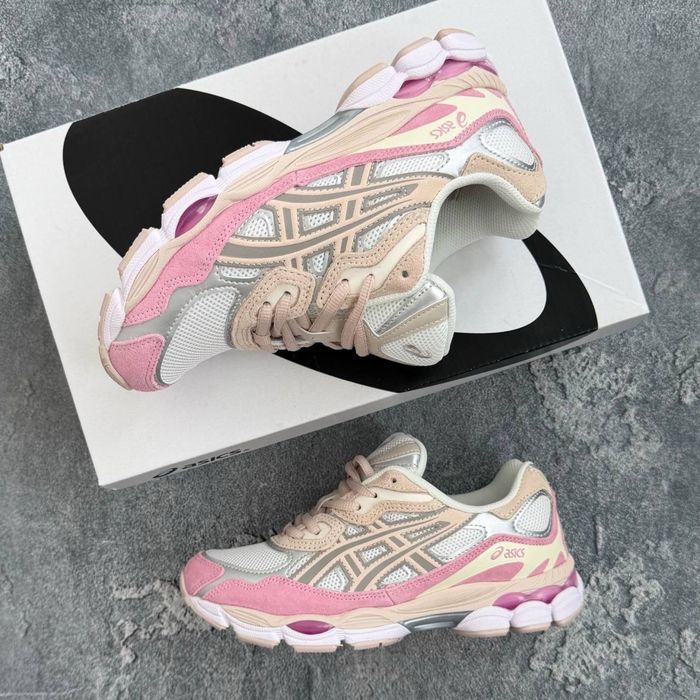 ASICS Gel-NYC cream sweet pink