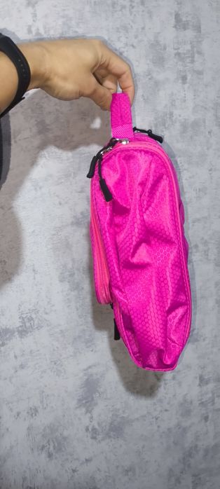 Bolsa Necessaire KRONIFY - Ideal para Viagens / Sem Espelho
