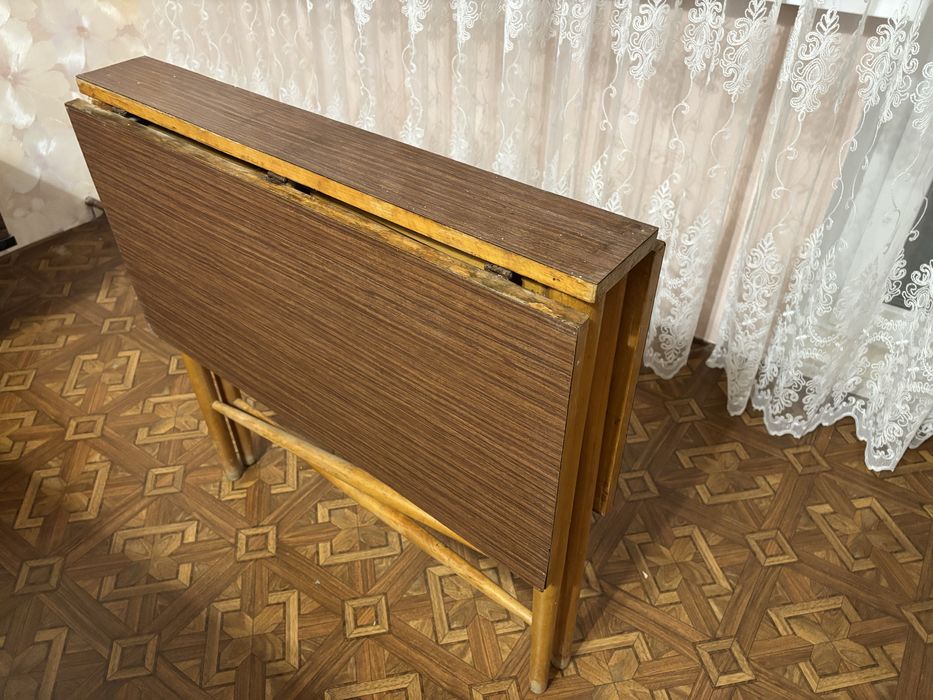 Стіл розкладний