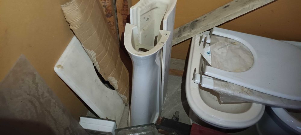 Louças casa de banho wc