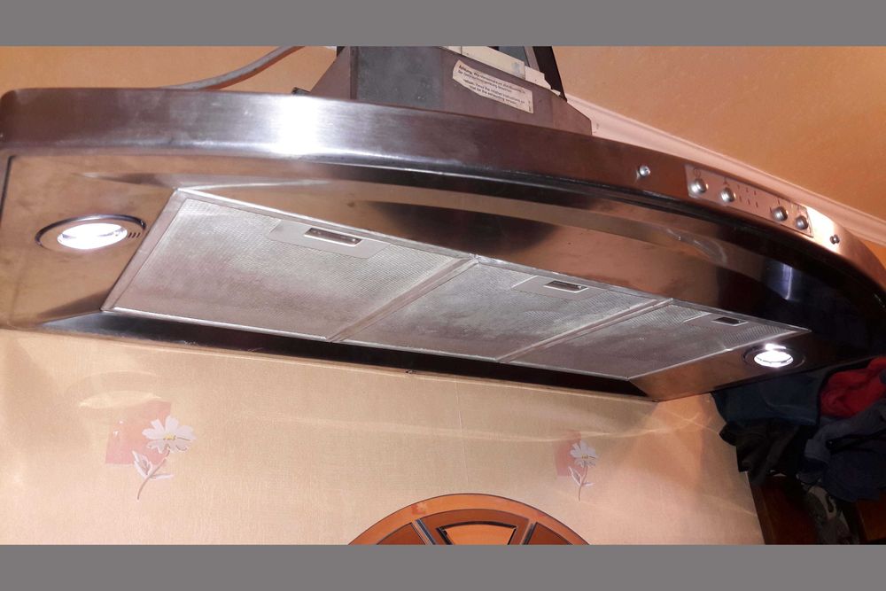 Вытяжка AEG Немецкая широкая 90 см нержавейка.