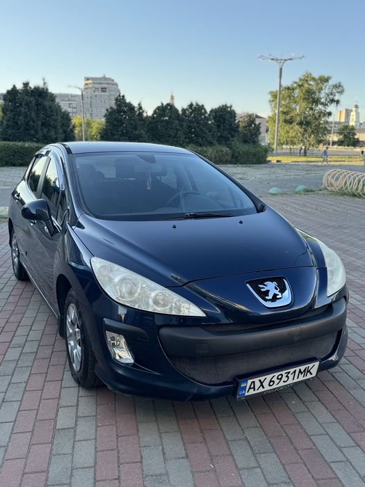 Автомобиль Peugeot 308 автомат 2010 г.вып.