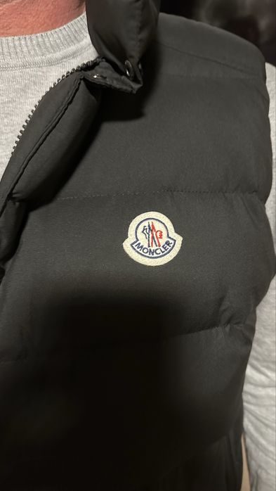 жилетка moncler мужская