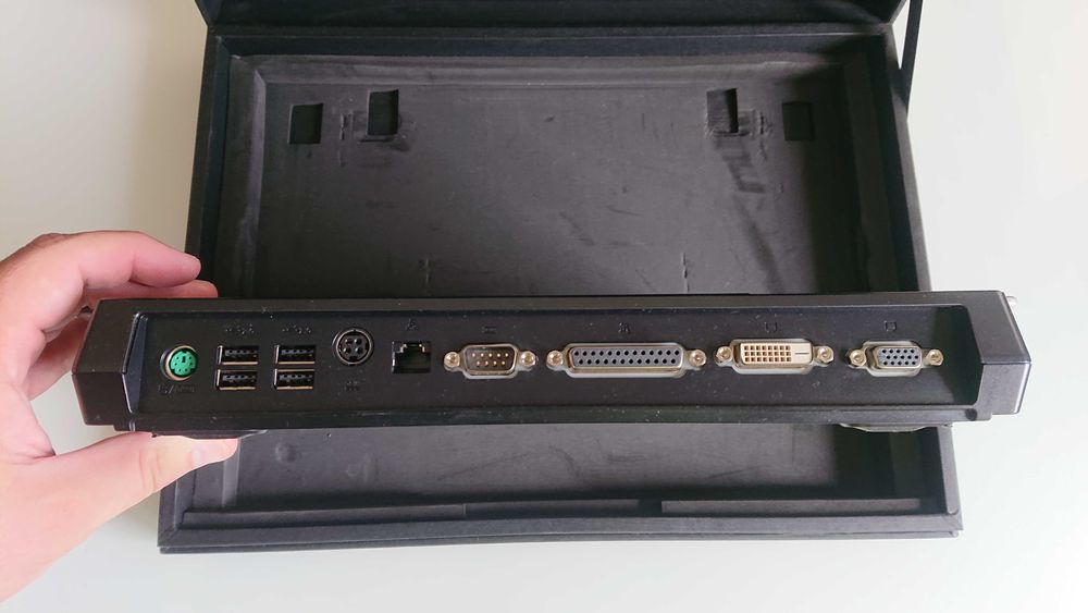 Stacja dokująca Lamborghini ASUS VX2SE-A002G PUDEŁKO