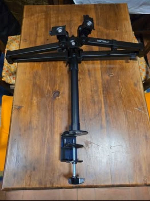 Suporte para 3 monitores articulado