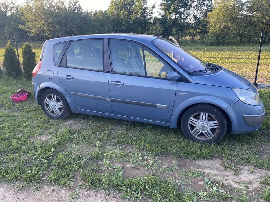 Renault scenic 2   1.9 dci uszkodzony