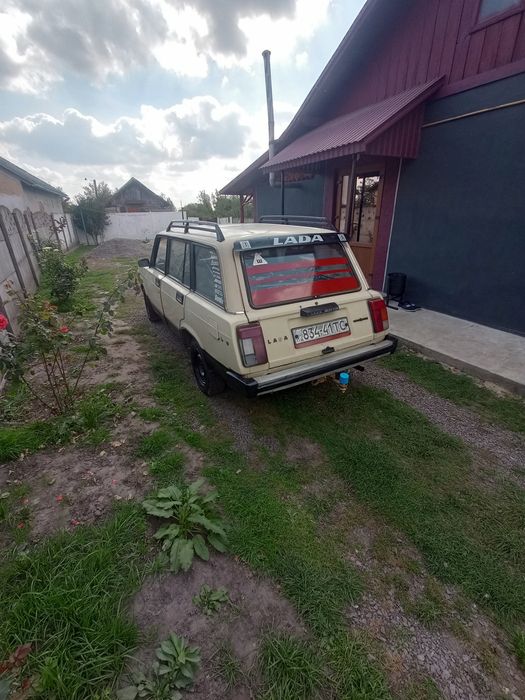 Продаж Ваз 2103.