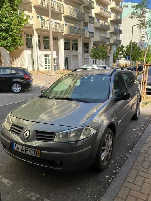 Carrinha Renaut Megane 1.5 dCi 2006 - 330 mil KM - Gasoleo (5L/100KM)