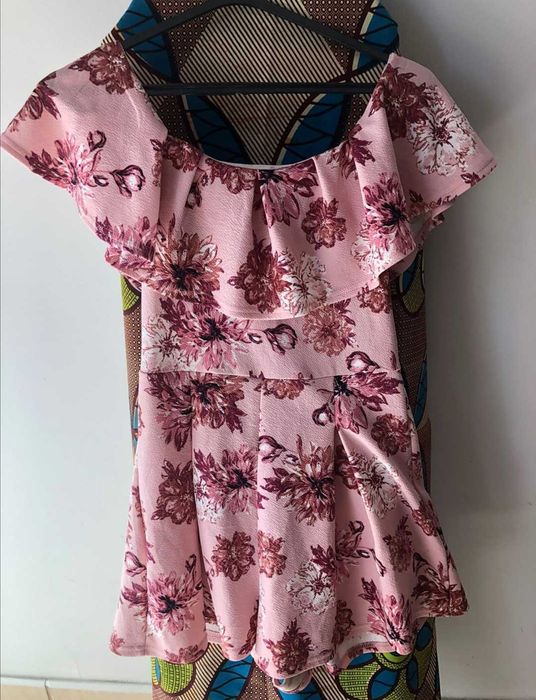 Macacão Rosa Floral