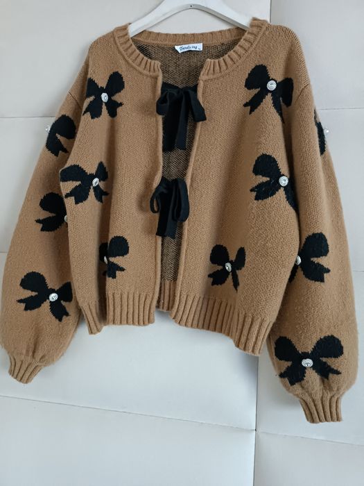 Sweter kardigan z kokardkami S/M/L camel
