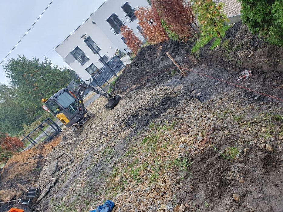 Usługi minikoparką cały śląsk i małopolska