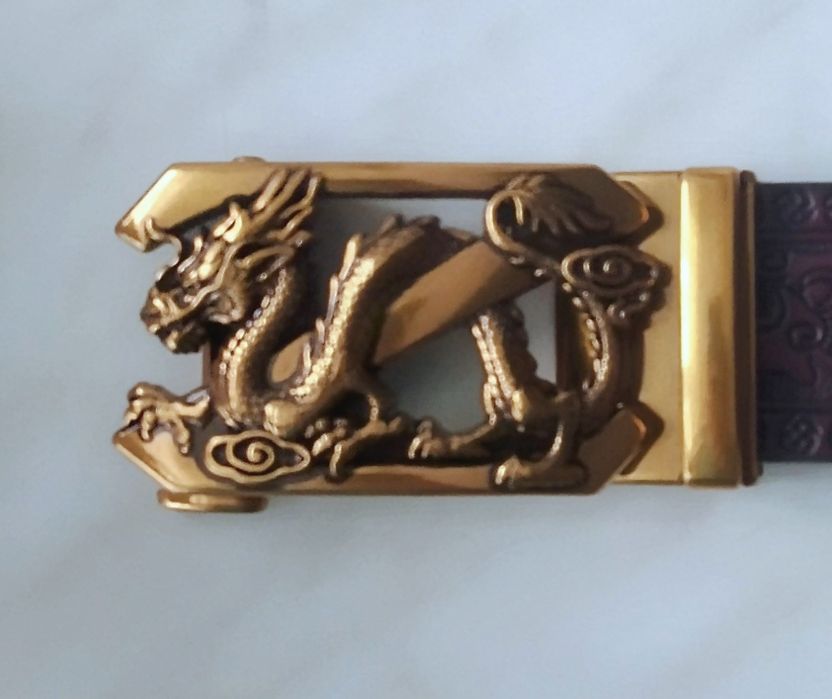 Продам шкіряний ремінь