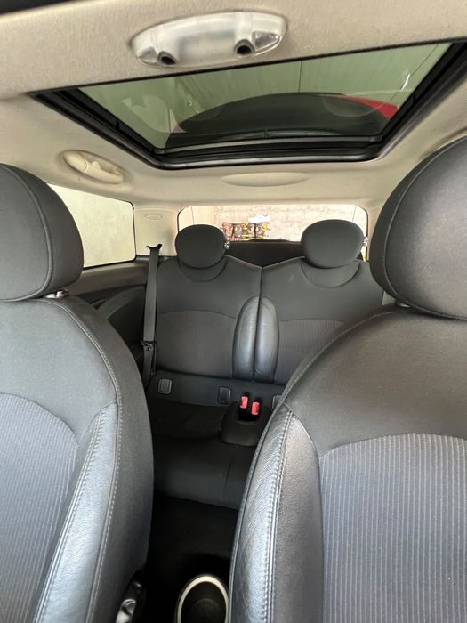 Mini Cooper D 2010468802043988551685