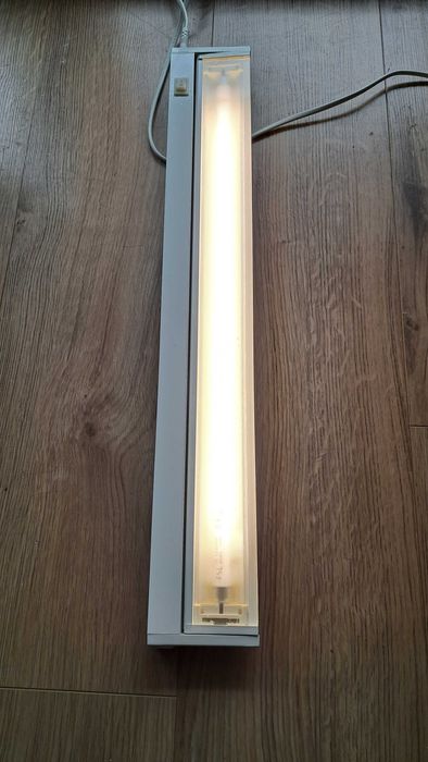 Lampa podszafkowa Livarno Lux 13W T5 – oświetlenie podszafkowe