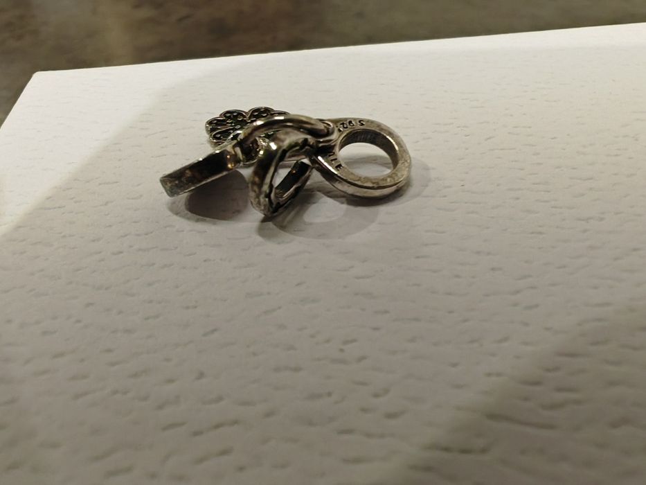 Potrójna zawieszka Pandora