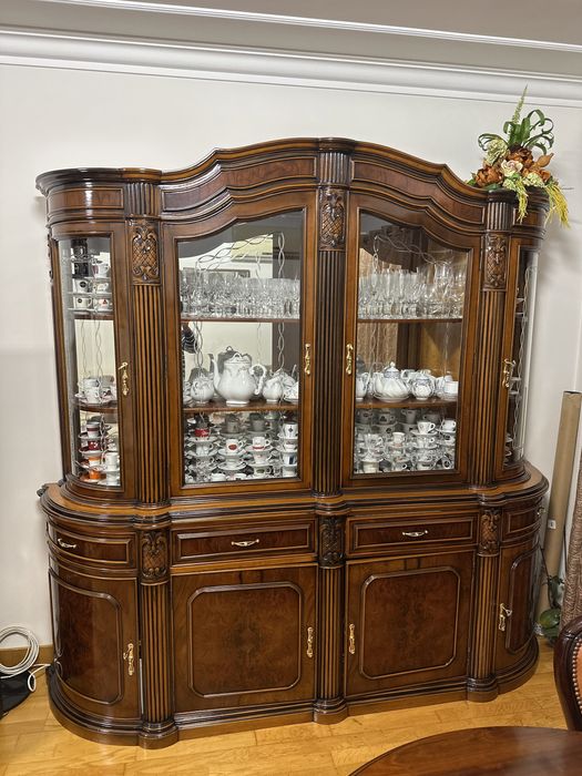 Mobilia de sala completa , imcluindo bar e movel de tv