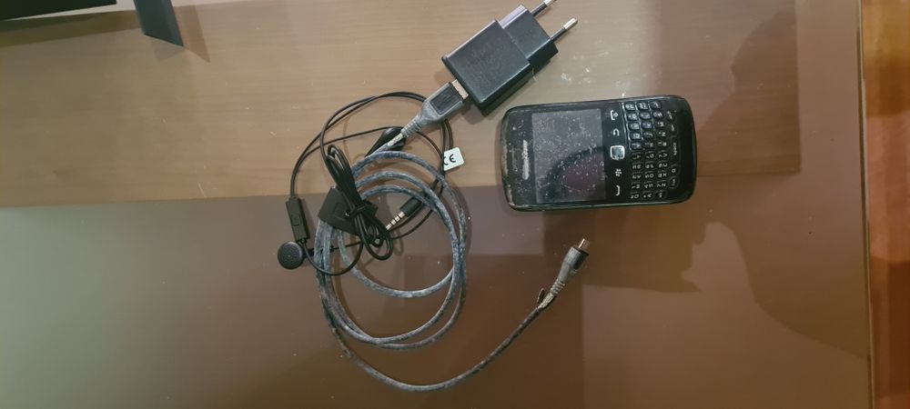 Blackberry 9360 preto