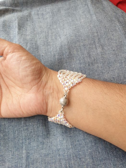 Pulseira feita de cristais Swarovski (2AB)