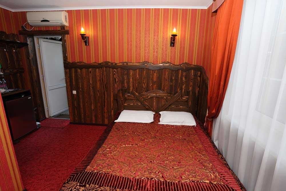 Оренда котеджів  на тривалий термін