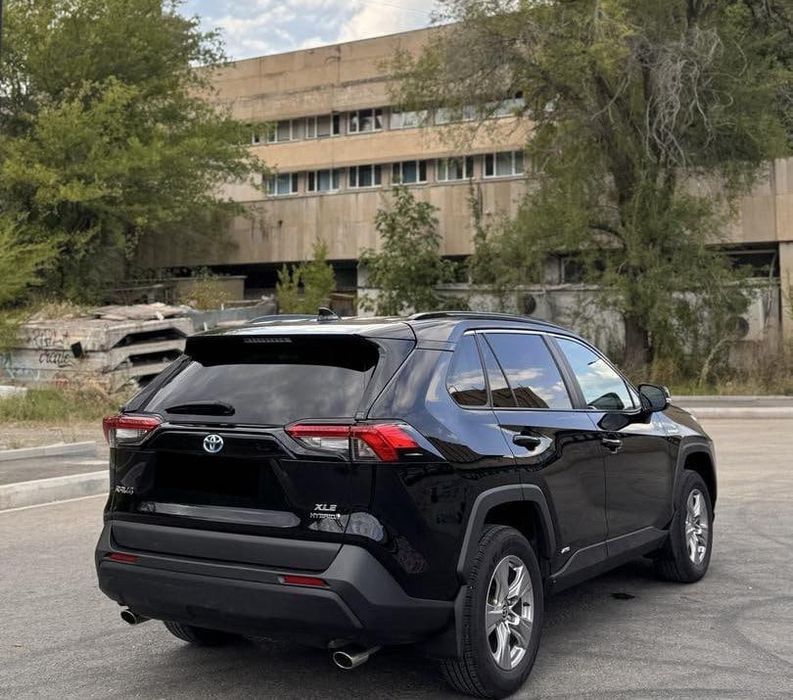 Toyota RAV 4, 2022, 2.5 гібрид