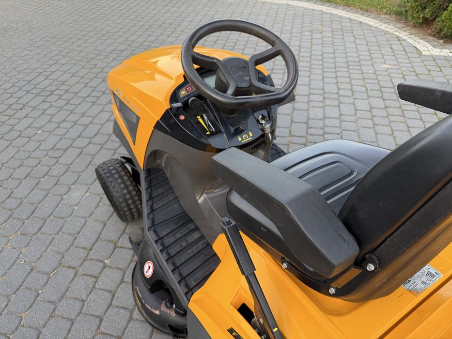 Traktorek kosiarka Stiga Estate 7102 HWS V-Tvin Kawasaki