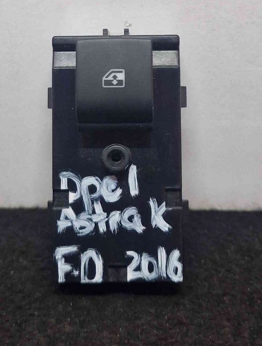 Comando / Botão / Interruptor Vidros Frente Direito 13408452 - OPEL ASTRA K