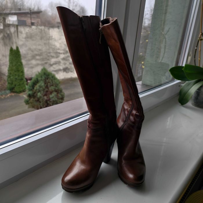 Kozaki skórzane Lasocki - rozmiar 36 , brązowe, jak nowe