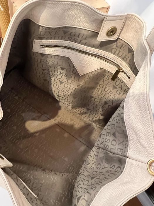 Guess Skórzana Torba Typu Shopper