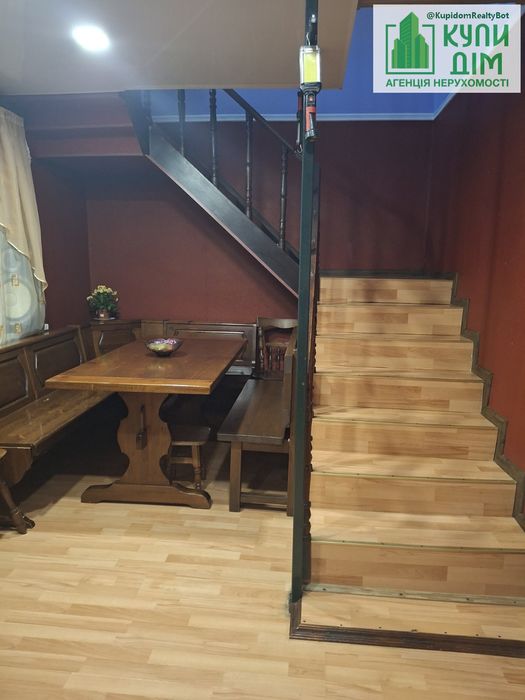 Добротний 2-х поверх. будинок 138 кв.м. на Новомиколаївці