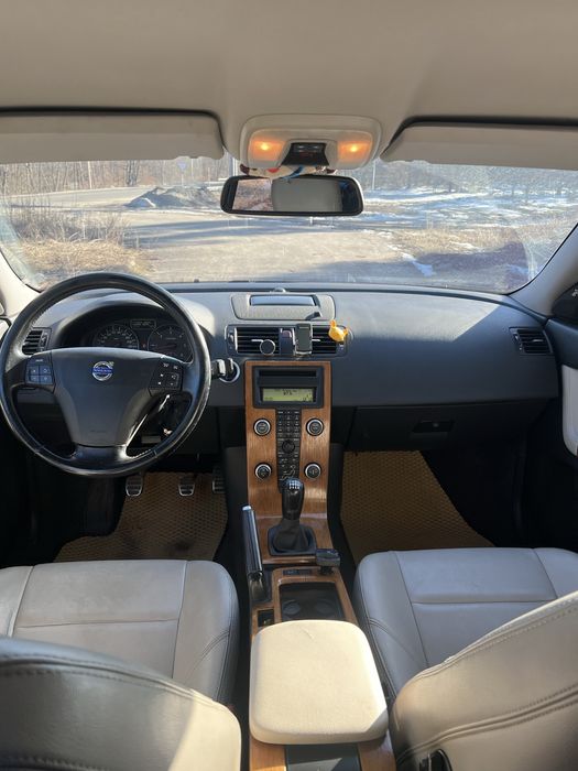 Продам Volvo v50