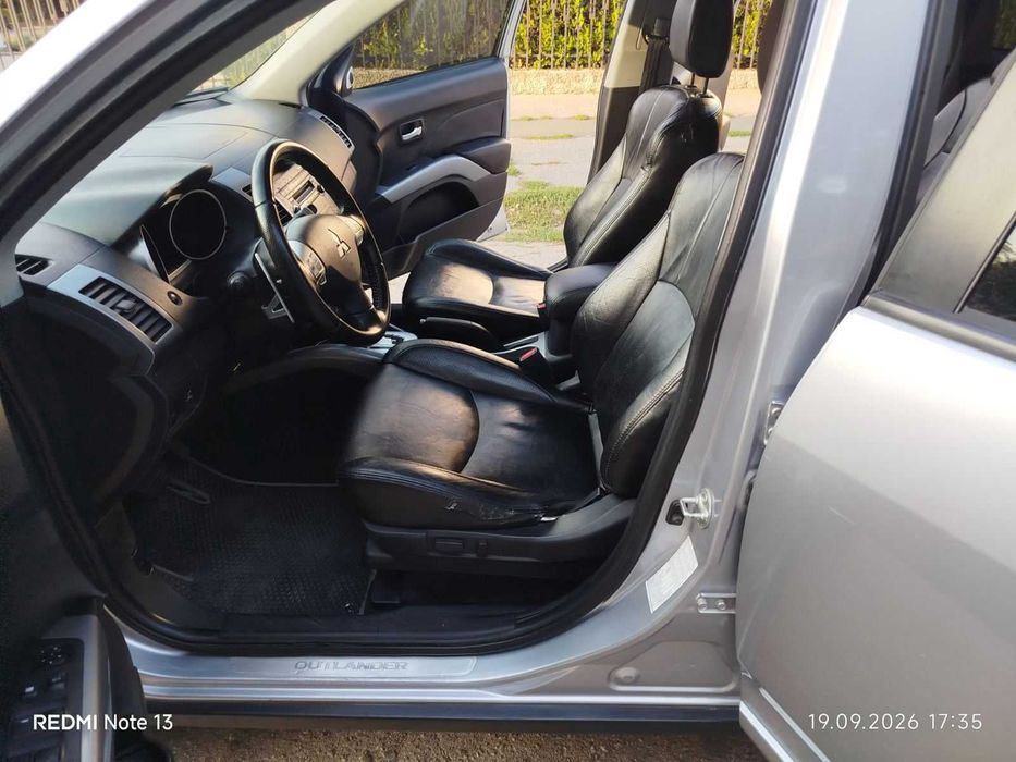 Mitsubishi Outlander 2008 Автомат
