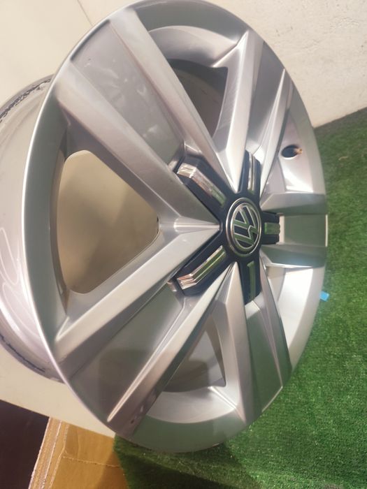 Felgi aluminiowe OE VW T5 T6 T7 17" 7J et55 5x120 multivan
